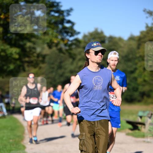 22.09.2024 - 32. Volkslauf durch das schöne Alstertal Dr. Thomas Lammeyer http://msf.ph/oto/7104412 22.09.2024 10:05:02 Laufen 525 meine-sportfotos.de