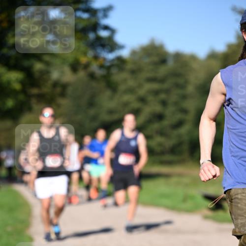22.09.2024 - 32. Volkslauf durch das schöne Alstertal Dr. Thomas Lammeyer http://msf.ph/oto/7104416 22.09.2024 10:05:03 Laufen  meine-sportfotos.de
