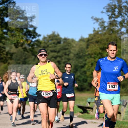 22.09.2024 - 32. Volkslauf durch das schöne Alstertal Dr. Thomas Lammeyer http://msf.ph/oto/7104461 22.09.2024 10:05:08 Laufen 002, 1520, 1516, 1531 meine-sportfotos.de