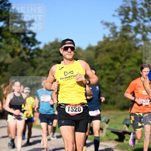 22.09.2024 - 32. Volkslauf durch das schöne Alstertal Dr. Thomas Lammeyer http://msf.ph/oto/7104471 22.09.2024 10:05:08 Laufen 40, 1520, 1516, 521 meine-sportfotos.de