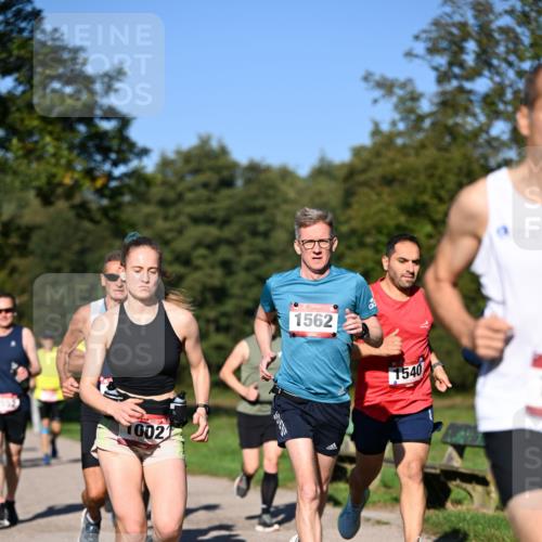 22.09.2024 - 32. Volkslauf durch das schöne Alstertal Dr. Thomas Lammeyer http://msf.ph/oto/7104486 22.09.2024 10:05:10 Laufen 10021, 1562, 1540 meine-sportfotos.de