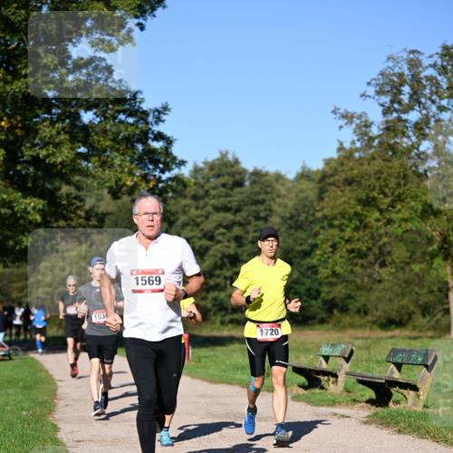 22.09.2024 - 32. Volkslauf durch das schöne Alstertal Dr. Thomas Lammeyer http://msf.ph/oto/7104543 22.09.2024 10:05:15 Laufen 153, 1569, 1720 meine-sportfotos.de