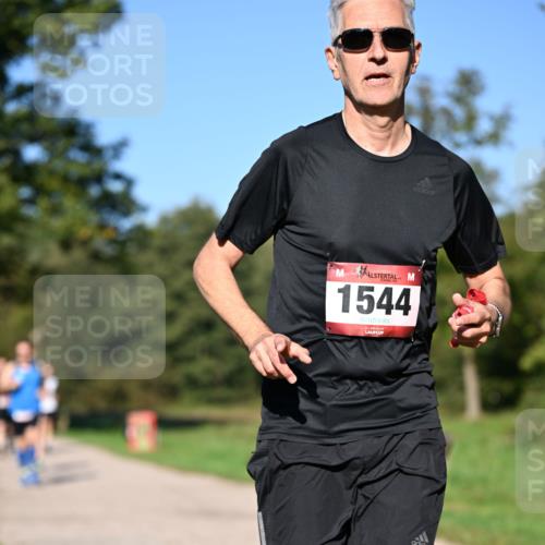22.09.2024 - 32. Volkslauf durch das schöne Alstertal Dr. Thomas Lammeyer http://msf.ph/oto/7104625 22.09.2024 10:05:22 Laufen 1544 meine-sportfotos.de