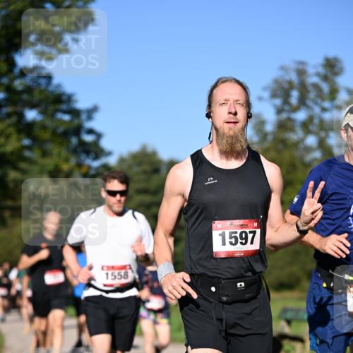 22.09.2024 - 32. Volkslauf durch das schöne Alstertal Dr. Thomas Lammeyer http://msf.ph/oto/7105044 22.09.2024 10:06:02 Laufen 1558, 1597 meine-sportfotos.de