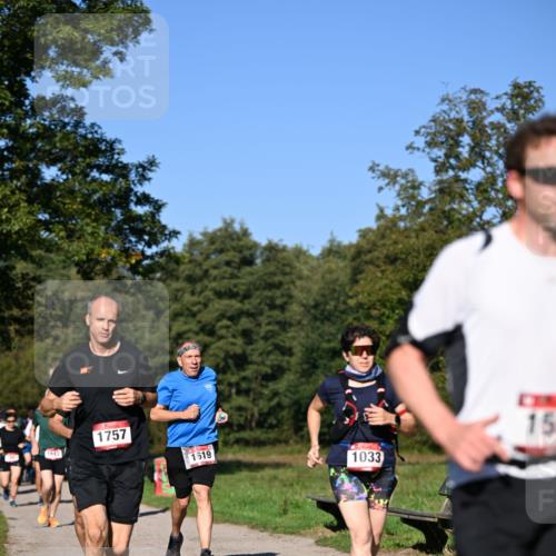 22.09.2024 - 32. Volkslauf durch das schöne Alstertal Dr. Thomas Lammeyer http://msf.ph/oto/7105053 22.09.2024 10:06:03 Laufen 1612, 1757, 1619, 1033, 15 meine-sportfotos.de