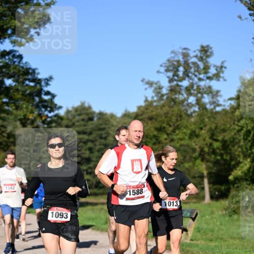 22.09.2024 - 32. Volkslauf durch das schöne Alstertal Dr. Thomas Lammeyer http://msf.ph/oto/7105163 22.09.2024 10:06:12 Laufen 1582, 1093, 1588, 1013 meine-sportfotos.de