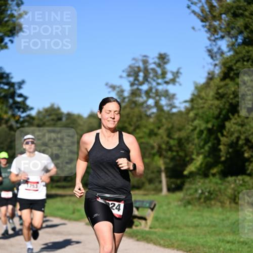 22.09.2024 - 32. Volkslauf durch das schöne Alstertal Dr. Thomas Lammeyer http://msf.ph/oto/7105261 22.09.2024 10:06:20 Laufen 24 meine-sportfotos.de