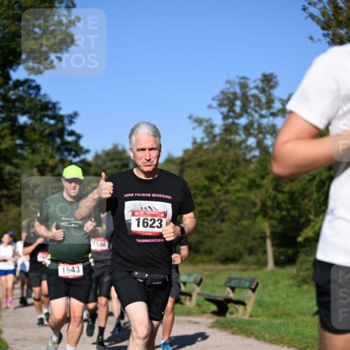 22.09.2024 - 32. Volkslauf durch das schöne Alstertal Dr. Thomas Lammeyer http://msf.ph/oto/7105289 22.09.2024 10:06:23 Laufen 1623, 1643 meine-sportfotos.de