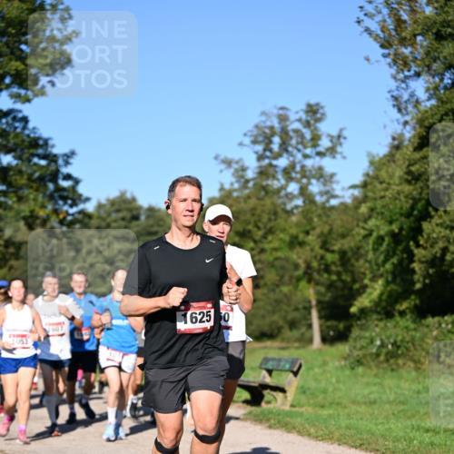 22.09.2024 - 32. Volkslauf durch das schöne Alstertal Dr. Thomas Lammeyer http://msf.ph/oto/7105321 22.09.2024 10:06:27 Laufen 1625, 60 meine-sportfotos.de