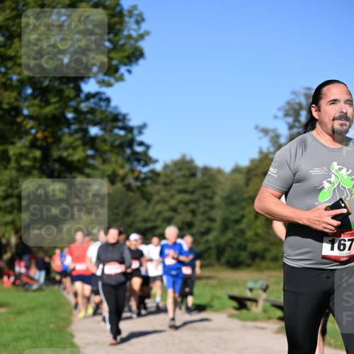 22.09.2024 - 32. Volkslauf durch das schöne Alstertal Dr. Thomas Lammeyer http://msf.ph/oto/7105633 22.09.2024 10:06:59 Laufen 167 meine-sportfotos.de