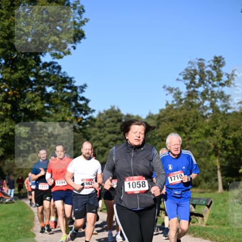 22.09.2024 - 32. Volkslauf durch das schöne Alstertal Dr. Thomas Lammeyer http://msf.ph/oto/7105661 22.09.2024 10:07:02 Laufen 1653, 1594, 662, 03, 1058, 1710 meine-sportfotos.de