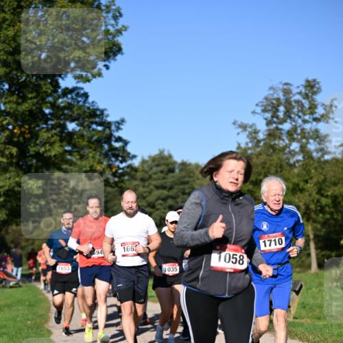 22.09.2024 - 32. Volkslauf durch das schöne Alstertal Dr. Thomas Lammeyer http://msf.ph/oto/7105664 22.09.2024 10:07:02 Laufen 1653, 594, 166, 1035, 1058, 1710 meine-sportfotos.de
