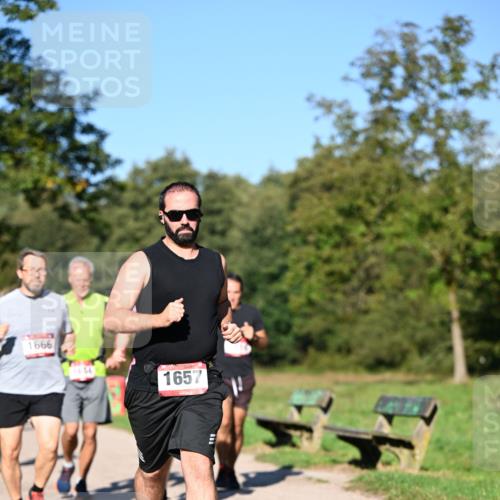 22.09.2024 - 32. Volkslauf durch das schöne Alstertal Dr. Thomas Lammeyer http://msf.ph/oto/7105903 22.09.2024 10:07:27 Laufen 1666, 1657 meine-sportfotos.de