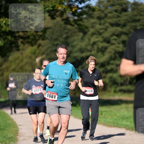 22.09.2024 - 32. Volkslauf durch das schöne Alstertal Dr. Thomas Lammeyer http://msf.ph/oto/7106039 22.09.2024 10:07:47 Laufen 1077, 1681, 32, 069 meine-sportfotos.de