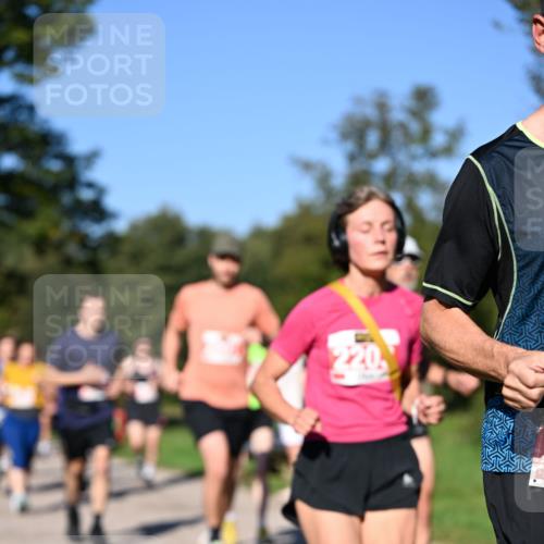 22.09.2024 - 32. Volkslauf durch das schöne Alstertal Dr. Thomas Lammeyer http://msf.ph/oto/7106891 22.09.2024 10:26:11 Laufen  meine-sportfotos.de