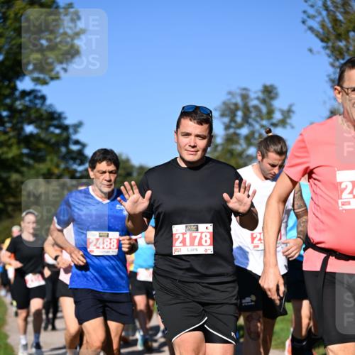 22.09.2024 - 32. Volkslauf durch das schöne Alstertal Dr. Thomas Lammeyer http://msf.ph/oto/7107215 22.09.2024 10:27:19 Laufen 2488, 2178, 83 meine-sportfotos.de