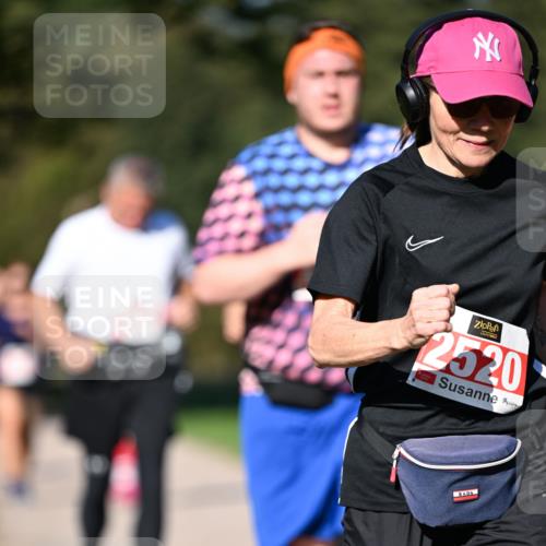 22.09.2024 - 32. Volkslauf durch das schöne Alstertal Dr. Thomas Lammeyer http://msf.ph/oto/7107565 22.09.2024 10:28:42 Laufen 2520 meine-sportfotos.de