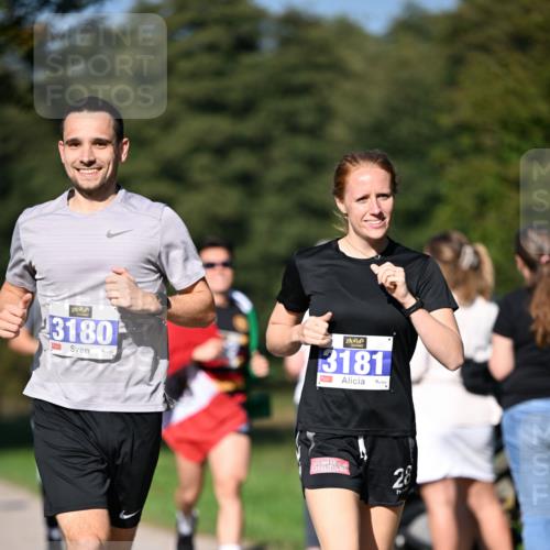 22.09.2024 - 32. Volkslauf durch das schöne Alstertal Dr. Thomas Lammeyer http://msf.ph/oto/7107979 22.09.2024 10:35:25 Laufen 3180, 3181, 28 meine-sportfotos.de