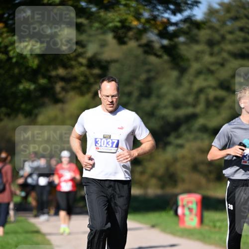 22.09.2024 - 32. Volkslauf durch das schöne Alstertal Dr. Thomas Lammeyer http://msf.ph/oto/7107985 22.09.2024 10:35:26 Laufen 3037, 26 meine-sportfotos.de
