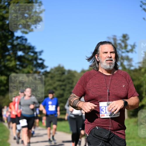 22.09.2024 - 32. Volkslauf durch das schöne Alstertal Dr. Thomas Lammeyer http://msf.ph/oto/7108606 22.09.2024 10:37:41 Laufen 130, 36 meine-sportfotos.de