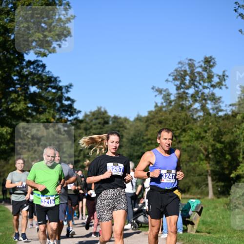 22.09.2024 - 32. Volkslauf durch das schöne Alstertal Dr. Thomas Lammeyer http://msf.ph/oto/7108648 22.09.2024 10:37:49 Laufen 3215, 3267, 3247 meine-sportfotos.de