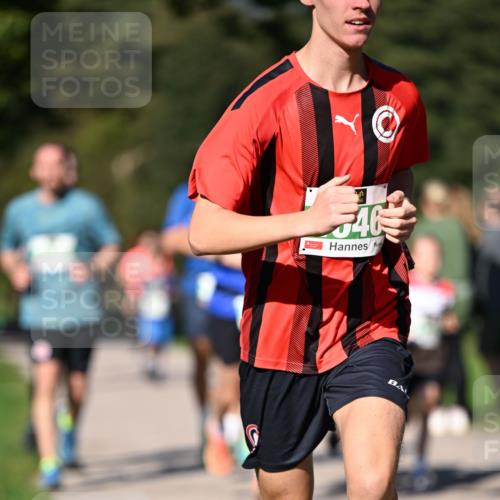 22.09.2024 - 32. Volkslauf durch das schöne Alstertal Dr. Thomas Lammeyer http://msf.ph/oto/7109179 22.09.2024 10:40:27 Laufen 46 meine-sportfotos.de