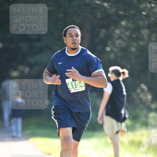 22.09.2024 - 32. Volkslauf durch das schöne Alstertal Dr. Thomas Lammeyer http://msf.ph/oto/7110009 22.09.2024 10:48:58 Laufen 4154 meine-sportfotos.de