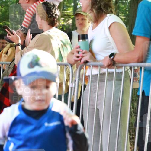 22.09.2024 - 32. Volkslauf durch das schöne Alstertal H.Heesch http://msf.ph/oto/7110047 22.09.2024 10:44:11 Ziel  meine-sportfotos.de