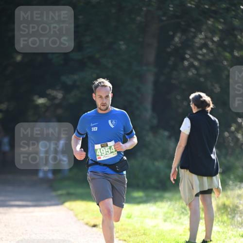 22.09.2024 - 32. Volkslauf durch das schöne Alstertal Dr. Thomas Lammeyer http://msf.ph/oto/7110182 22.09.2024 10:50:00 Laufen 4954, 9 meine-sportfotos.de