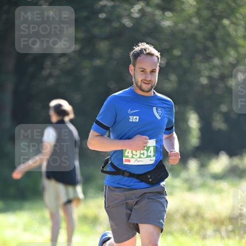 22.09.2024 - 32. Volkslauf durch das schöne Alstertal Dr. Thomas Lammeyer http://msf.ph/oto/7110200 22.09.2024 10:50:02 Laufen 6, 4954, 1920 meine-sportfotos.de