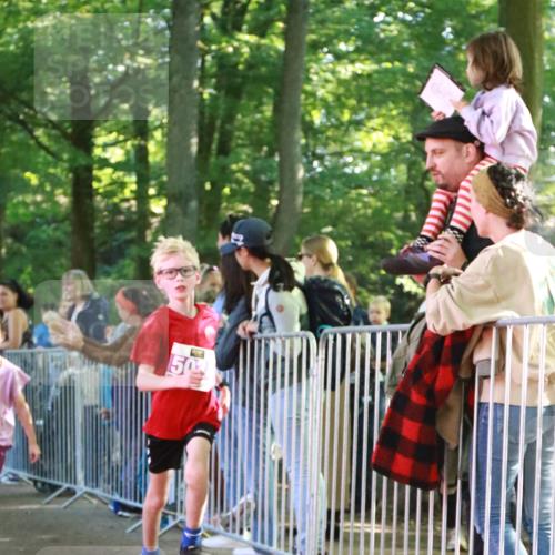 22.09.2024 - 32. Volkslauf durch das schöne Alstertal H.Heesch http://msf.ph/oto/7110215 22.09.2024 10:44:56 Ziel 5034, 5037, 5038 meine-sportfotos.de