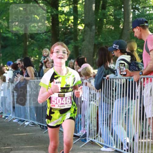 22.09.2024 - 32. Volkslauf durch das schöne Alstertal H.Heesch http://msf.ph/oto/7110336 22.09.2024 10:45:47 Ziel 5040, 5046 meine-sportfotos.de