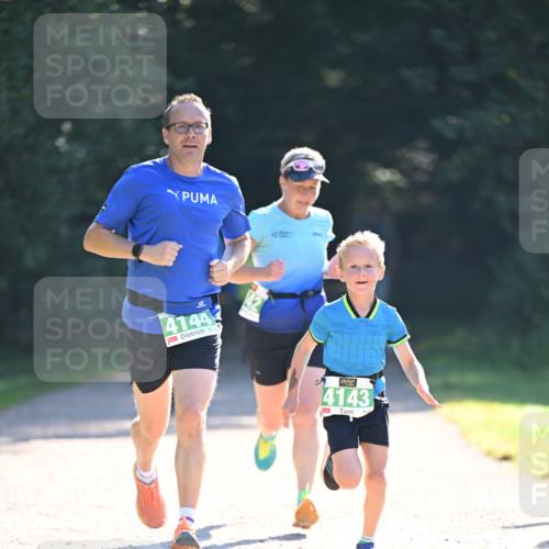 22.09.2024 - 32. Volkslauf durch das schöne Alstertal Dr. Thomas Lammeyer http://msf.ph/oto/7110395 22.09.2024 10:50:52 Laufen 4144, 4143 meine-sportfotos.de