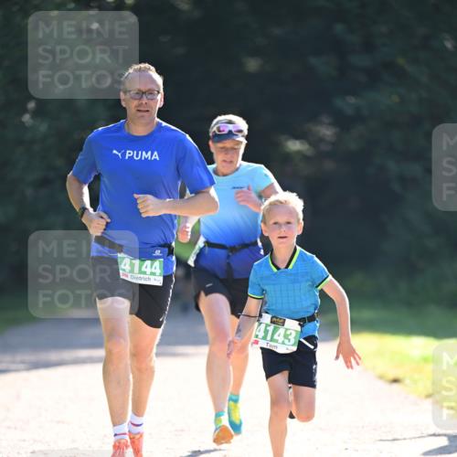 22.09.2024 - 32. Volkslauf durch das schöne Alstertal Dr. Thomas Lammeyer http://msf.ph/oto/7110400 22.09.2024 10:50:52 Laufen 4144, 4143 meine-sportfotos.de
