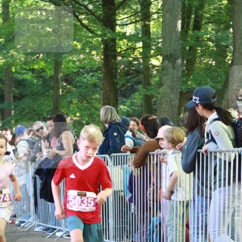 22.09.2024 - 32. Volkslauf durch das schöne Alstertal H.Heesch http://msf.ph/oto/7110410 22.09.2024 10:46:03 Ziel 5007, 5035, 5974 meine-sportfotos.de