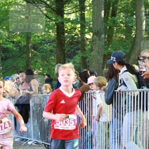 22.09.2024 - 32. Volkslauf durch das schöne Alstertal H.Heesch http://msf.ph/oto/7110421 22.09.2024 10:46:04 Ziel 5035, 5974 meine-sportfotos.de