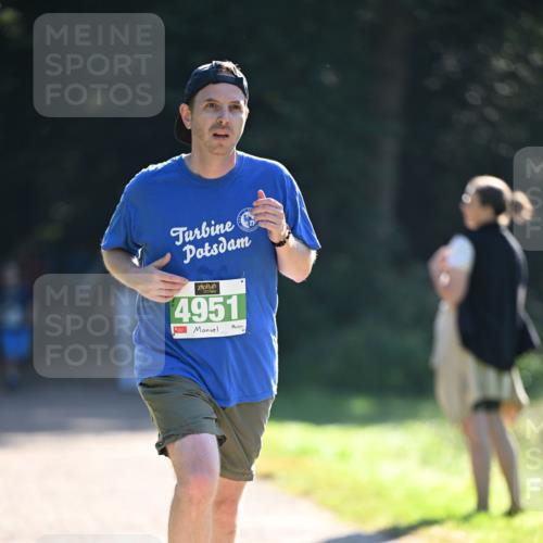 22.09.2024 - 32. Volkslauf durch das schöne Alstertal Dr. Thomas Lammeyer http://msf.ph/oto/7110523 22.09.2024 10:51:04 Laufen 4951 meine-sportfotos.de