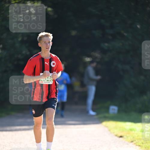 22.09.2024 - 32. Volkslauf durch das schöne Alstertal Dr. Thomas Lammeyer http://msf.ph/oto/7110631 22.09.2024 10:51:20 Laufen 046 meine-sportfotos.de