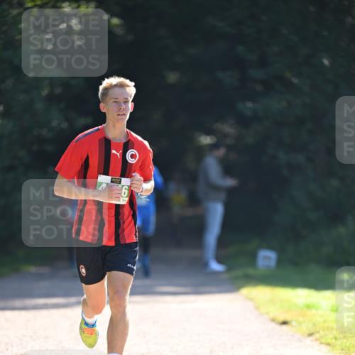 22.09.2024 - 32. Volkslauf durch das schöne Alstertal Dr. Thomas Lammeyer http://msf.ph/oto/7110634 22.09.2024 10:51:20 Laufen 6 meine-sportfotos.de