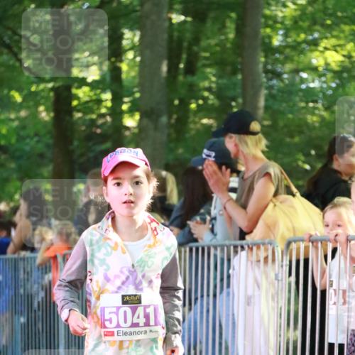 22.09.2024 - 32. Volkslauf durch das schöne Alstertal H.Heesch http://msf.ph/oto/7110663 22.09.2024 10:47:24 Ziel 5005, 5011, 5041, 5044, 5045 meine-sportfotos.de