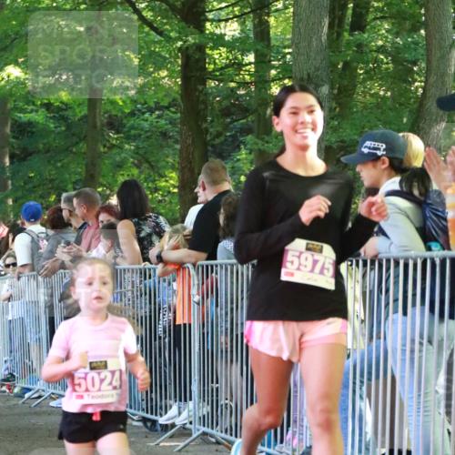 22.09.2024 - 32. Volkslauf durch das schöne Alstertal H.Heesch http://msf.ph/oto/7110949 22.09.2024 10:48:43 Ziel 5013, 5016, 5024, 5036, 5971, 5972, 5975, 5976 meine-sportfotos.de