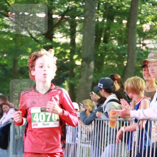 22.09.2024 - 32. Volkslauf durch das schöne Alstertal H.Heesch http://msf.ph/oto/7111133 22.09.2024 10:50:24 Ziel 4005, 4050, 4070 meine-sportfotos.de