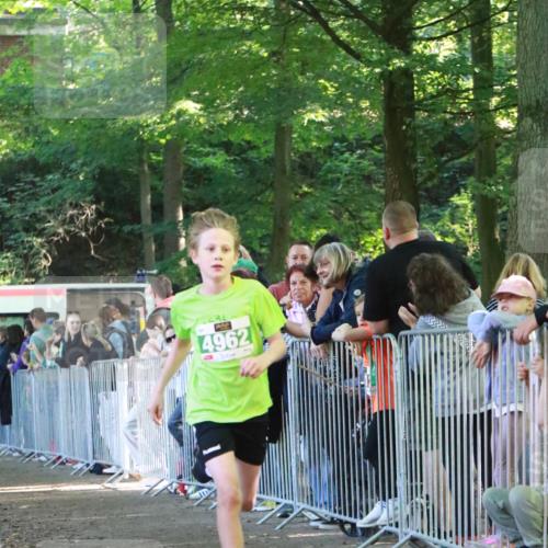 22.09.2024 - 32. Volkslauf durch das schöne Alstertal H.Heesch http://msf.ph/oto/7111333 22.09.2024 10:52:07 Ziel 4962 meine-sportfotos.de