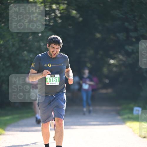 22.09.2024 - 32. Volkslauf durch das schöne Alstertal Dr. Thomas Lammeyer http://msf.ph/oto/7111374 22.09.2024 10:52:56 Laufen 4161 meine-sportfotos.de