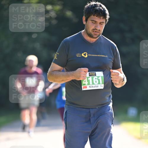 22.09.2024 - 32. Volkslauf durch das schöne Alstertal Dr. Thomas Lammeyer http://msf.ph/oto/7111430 22.09.2024 10:52:58 Laufen 4161 meine-sportfotos.de