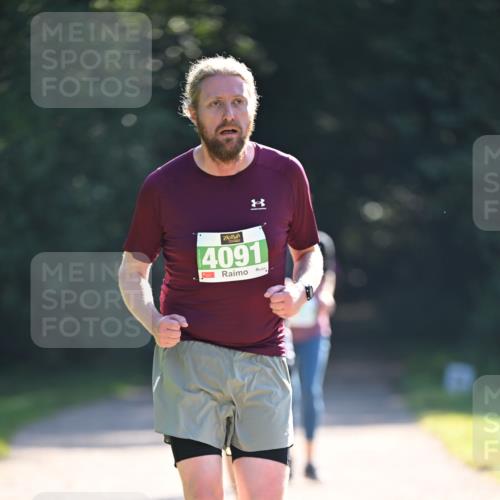 22.09.2024 - 32. Volkslauf durch das schöne Alstertal Dr. Thomas Lammeyer http://msf.ph/oto/7111460 22.09.2024 10:53:03 Laufen 4091 meine-sportfotos.de