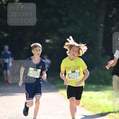 22.09.2024 - 32. Volkslauf durch das schöne Alstertal Dr. Thomas Lammeyer http://msf.ph/oto/7111642 22.09.2024 10:53:32 Laufen 4055, 4056 meine-sportfotos.de