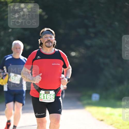 22.09.2024 - 32. Volkslauf durch das schöne Alstertal Dr. Thomas Lammeyer http://msf.ph/oto/7111692 22.09.2024 10:53:40 Laufen 100, 4166 meine-sportfotos.de