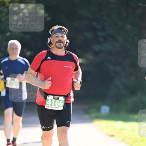 22.09.2024 - 32. Volkslauf durch das schöne Alstertal Dr. Thomas Lammeyer http://msf.ph/oto/7111697 22.09.2024 10:53:40 Laufen 4166, 9 meine-sportfotos.de