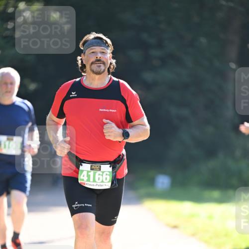 22.09.2024 - 32. Volkslauf durch das schöne Alstertal Dr. Thomas Lammeyer http://msf.ph/oto/7111704 22.09.2024 10:53:40 Laufen 4166 meine-sportfotos.de